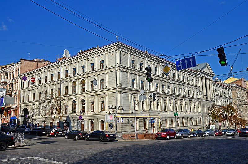 800px-Київ,_Фундуклеївська_жіноча_гімназія,_Богдана_Хмельницкого_6.jpg